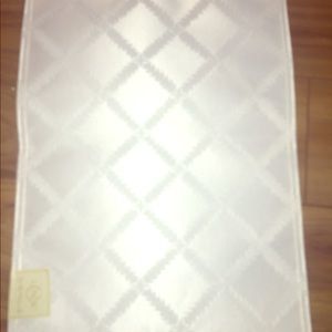 Brand New Lenox Placemat 4 total